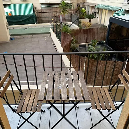 Lejlighed Avec Balcon *